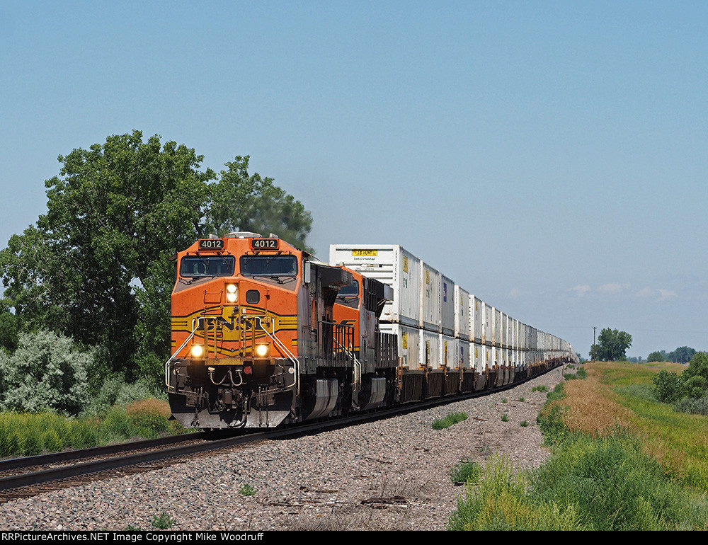 BNSF 4012